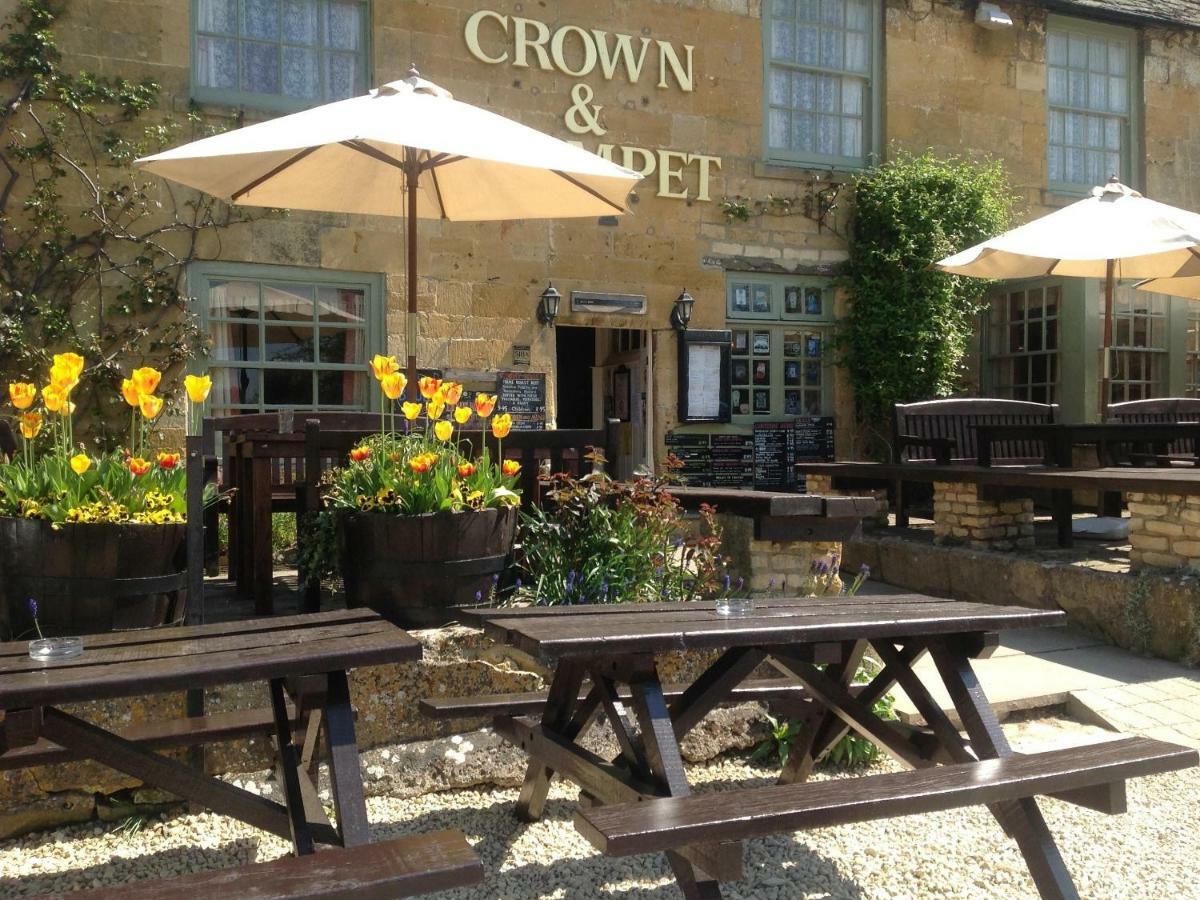Crown And Trumpet Inn Broadway  Exterior photo